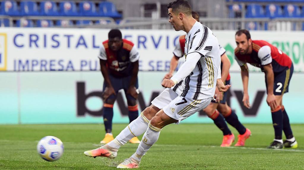 Serie A: Hat-trick perfecto de Cristiano Ronaldo ante Cagliari