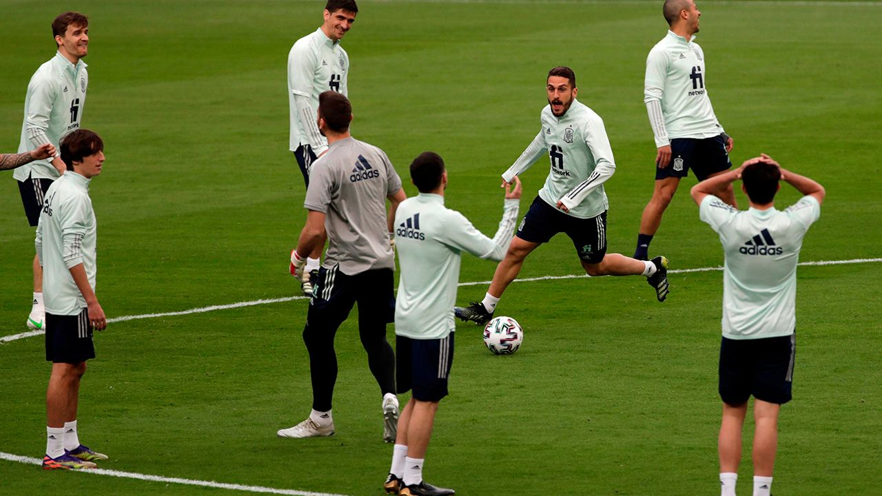 La Selección Española con todo y Sergio Ramos practicó pensando en Kosovo