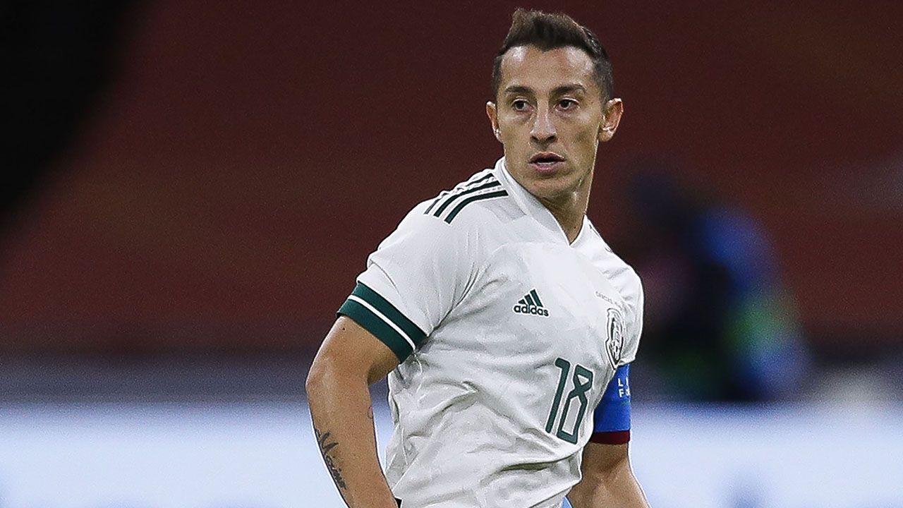 Andrés Guardado, medio