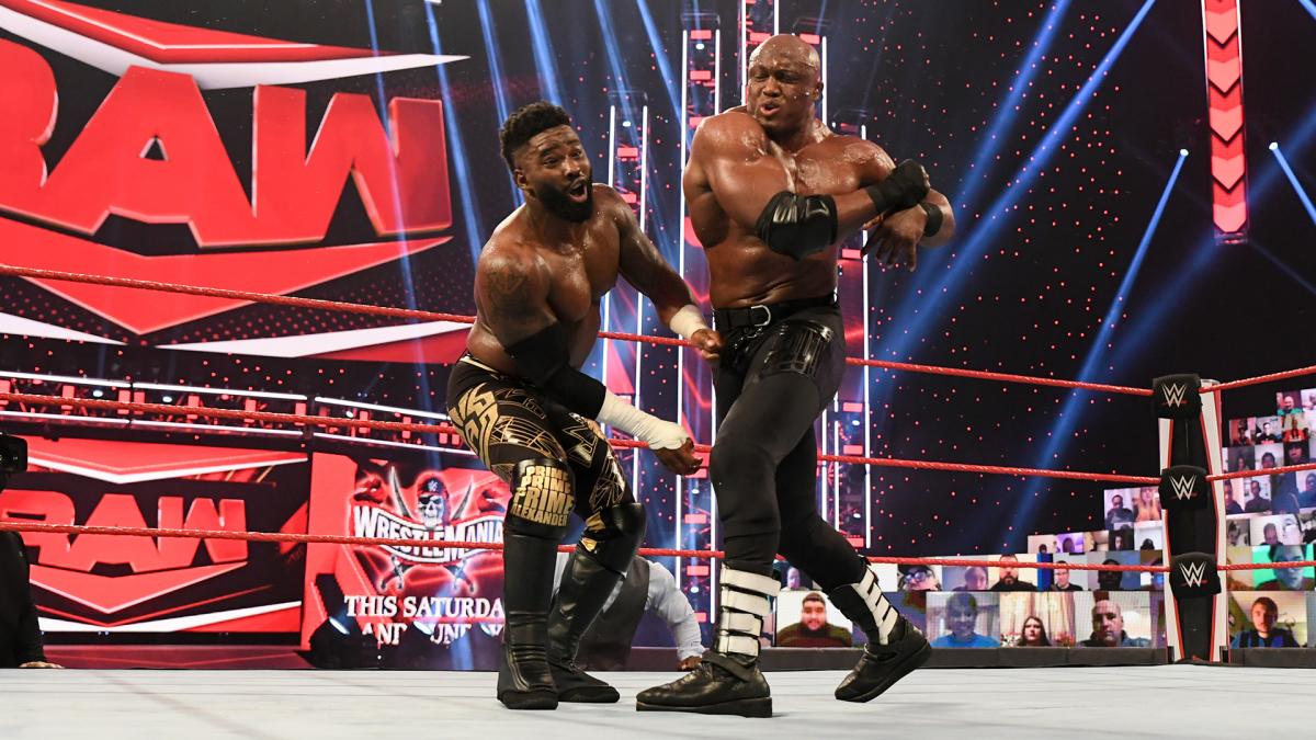 El último Monday Night RAW antes de Wrestlemania 37, dejó el ring muy caliente