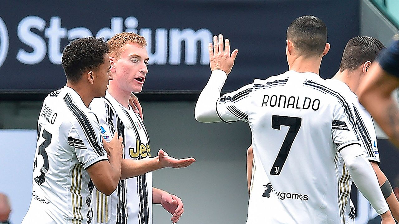 Juventus sigue cazando a Milan y esperando un milagro a ocho jornadas para el final