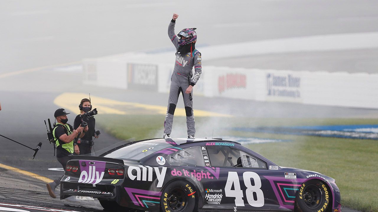 Alex Bowman vino de atrás y obtuvo su primera victoria en la NASCAR Cup, en Richmond