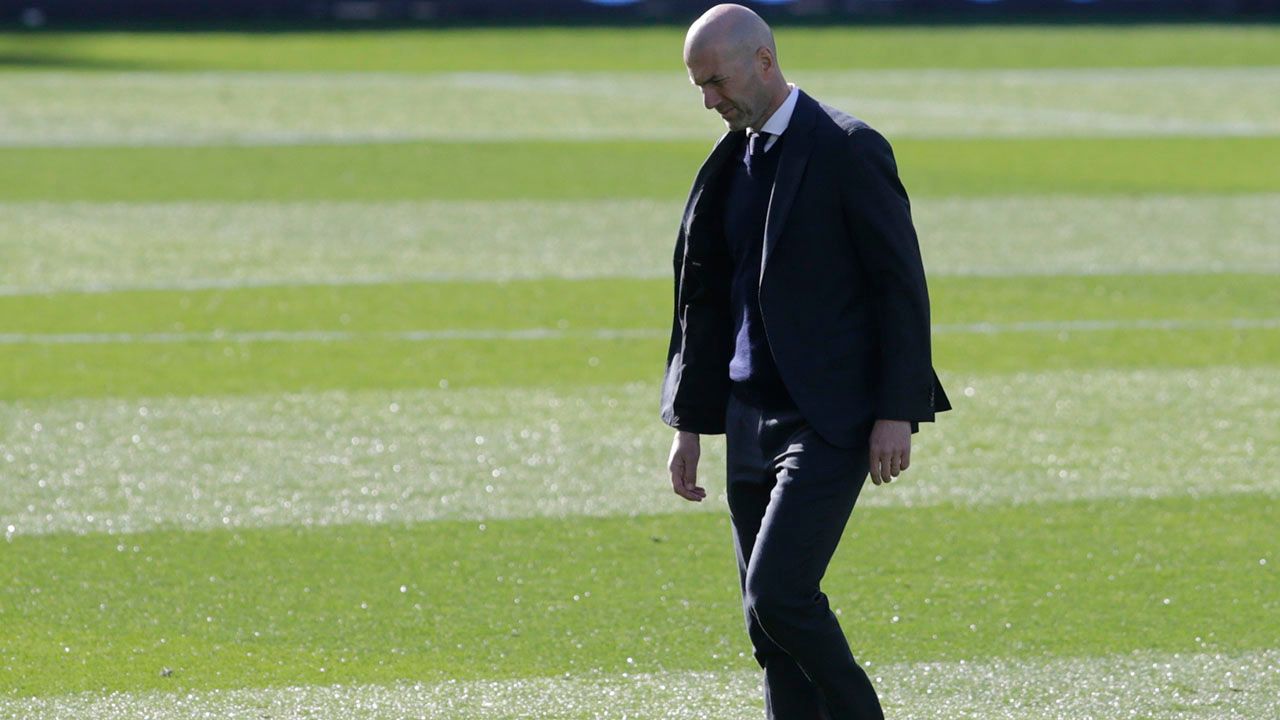   "Que (Messi) se quede en el Barcelona que está bien ahí y también para la Liga española", Zinedine Zidane, DT del Real Madrid
