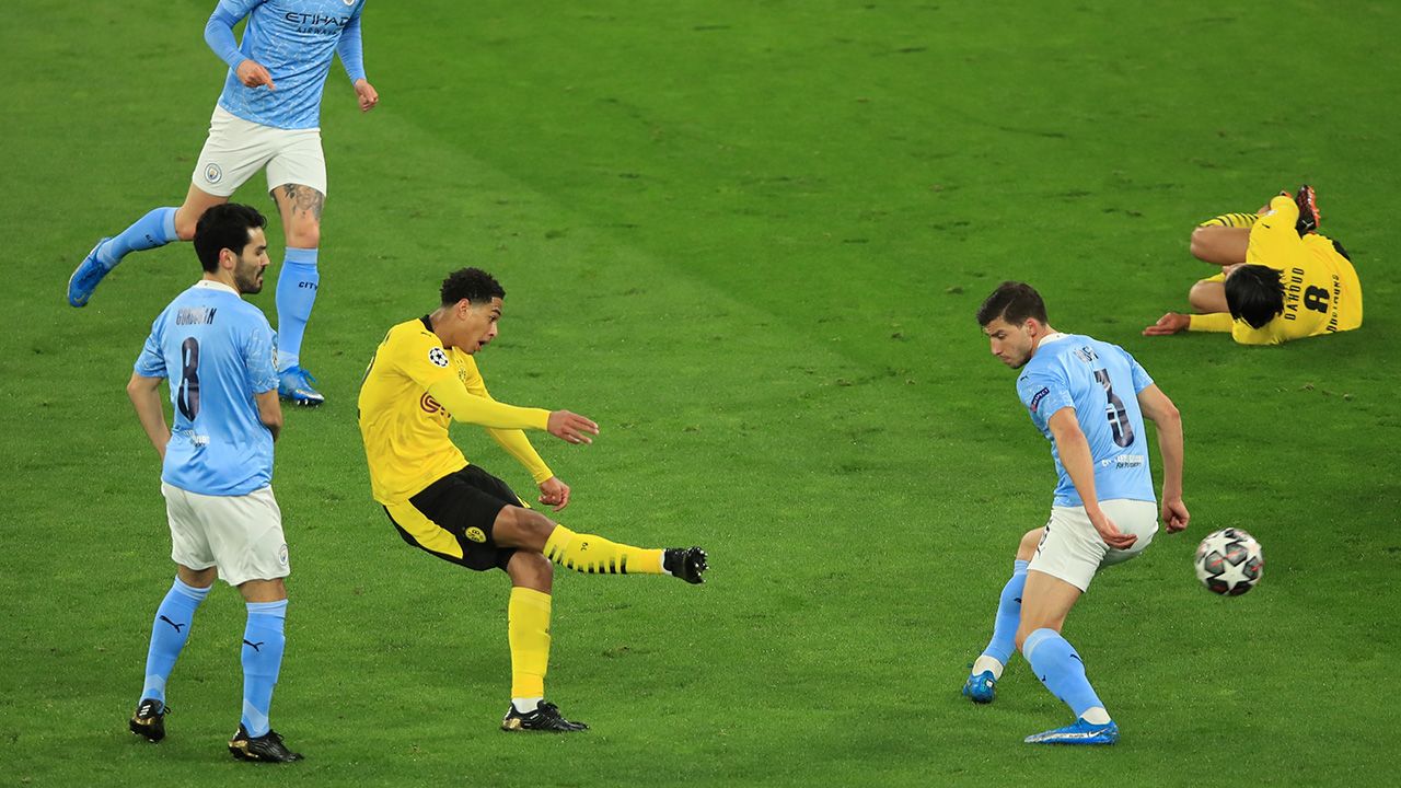 Jude Bellingham se convirtió en histórico de Borussia Dortmund en la Champions League frente a Manchester City