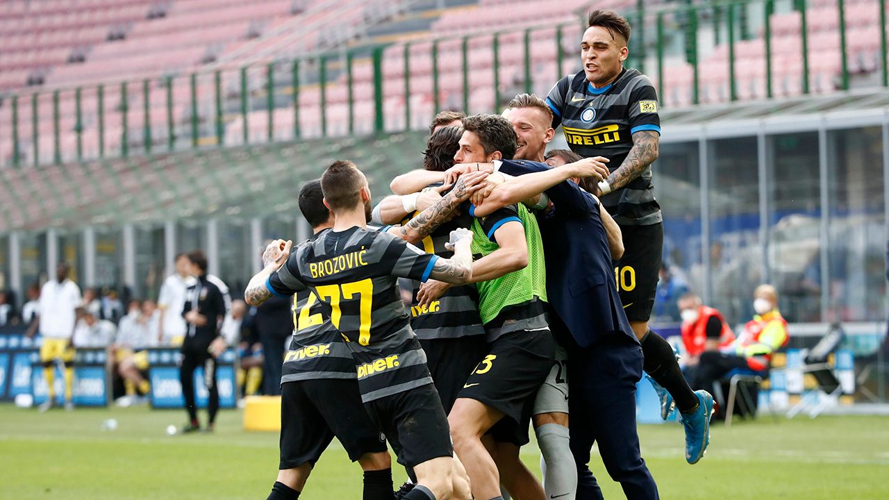 Matteo Darmian deja el 'Scudetto' en las manos del Inter