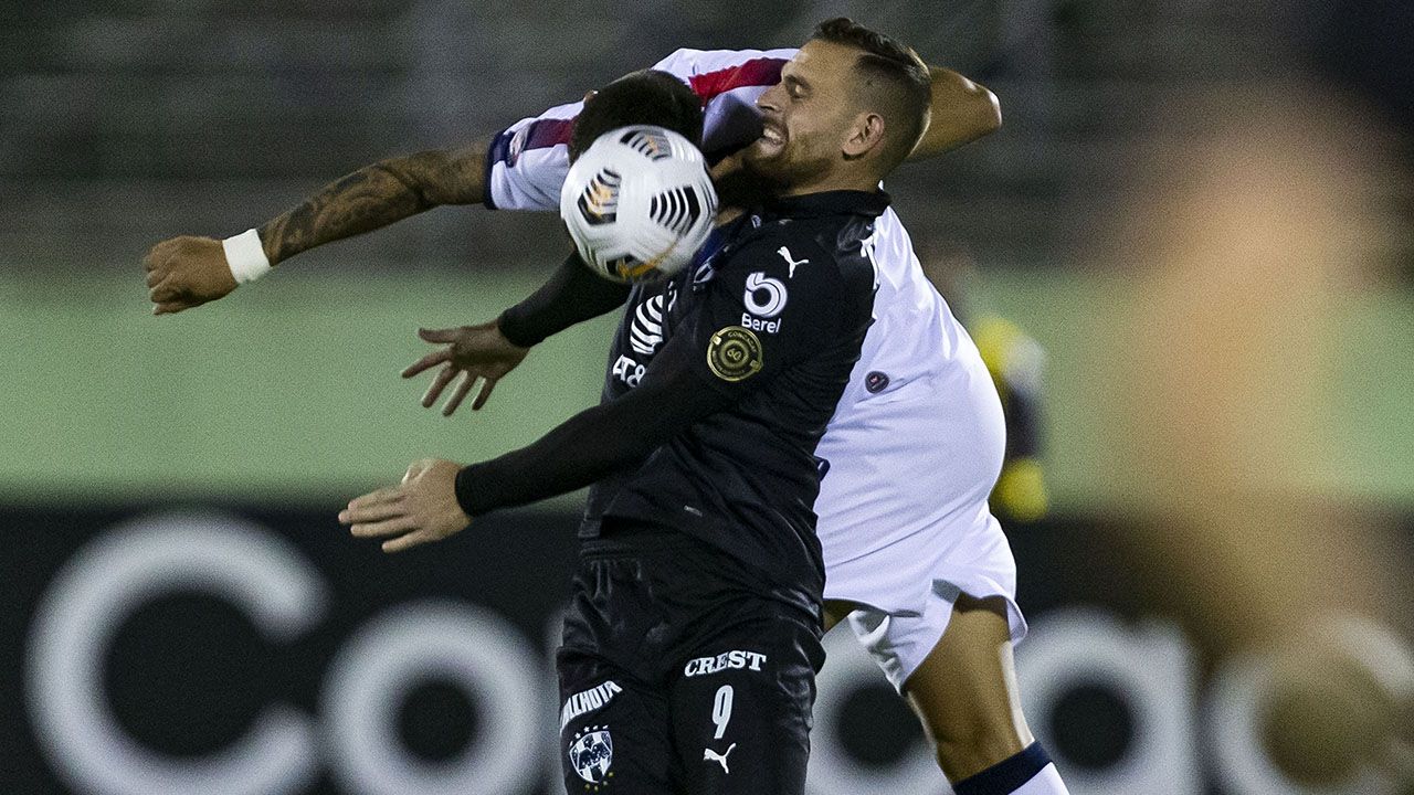 Monterrey cumplió el primer trámite y goleó a Atlético Pantoja