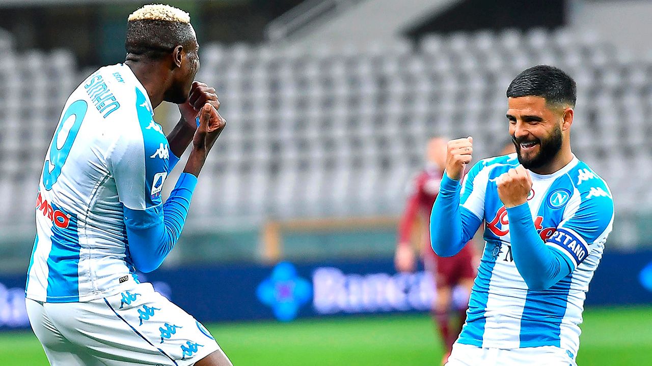 Napoli se metió de lleno en la pelea por el último boleto de la Serie A a la Champions League
