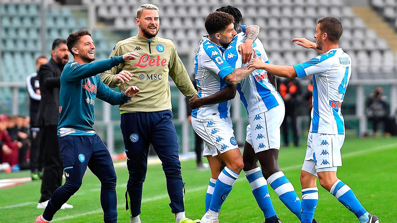 Napoli se metió de lleno en la pelea por el último boleto de la Serie A a la Champions League