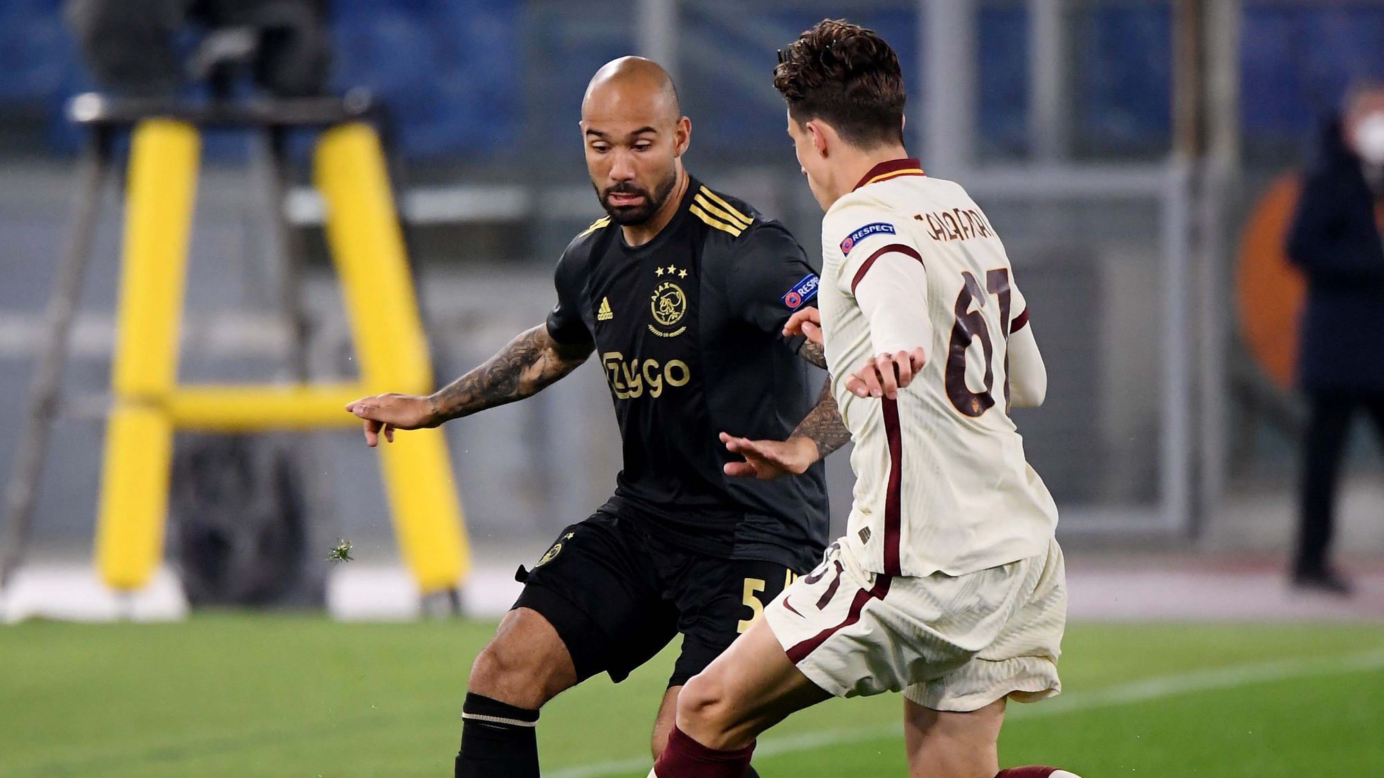 Ajax necesitaba reponerse de una derrota en casa 1-2 ante Roma.