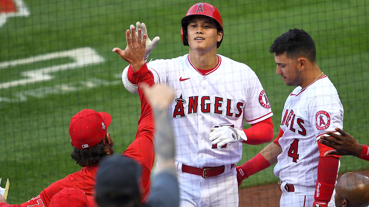 Shohei Ohtani, lanzó, bateó y cumplió con Los Angeles Angels