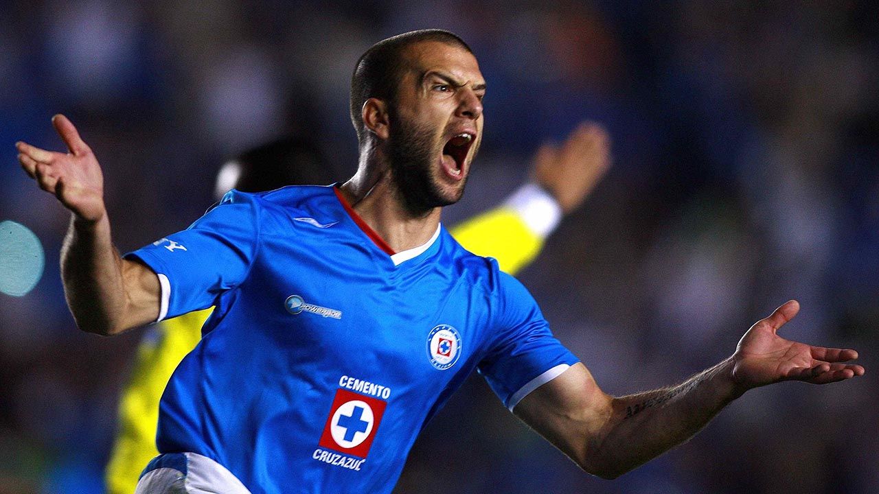 Emanuel Villa: Apertura 2015 (Querétaro), Apertura 2009 (Cruz Azul)