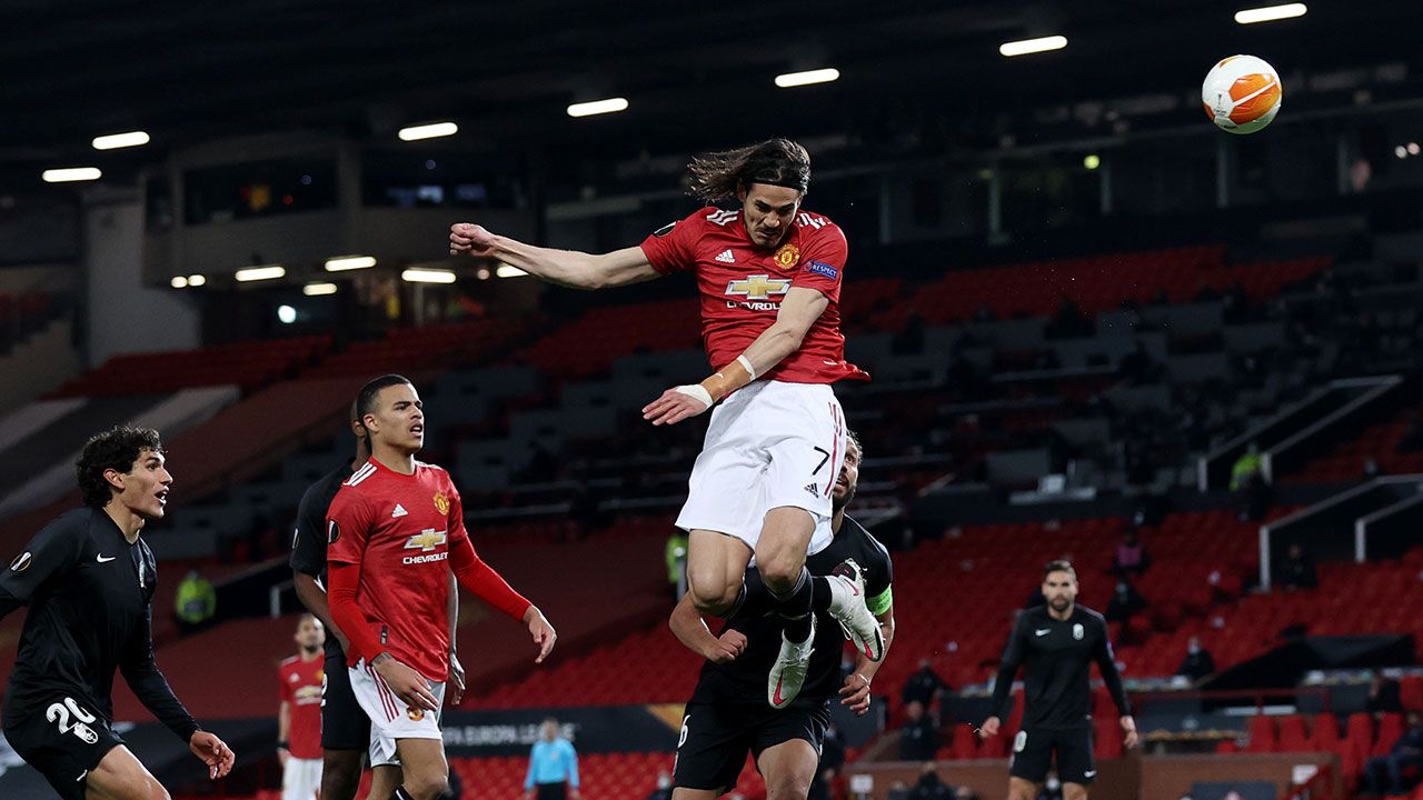 De la mano de Cavani, el Manchester United avanza a semifinales