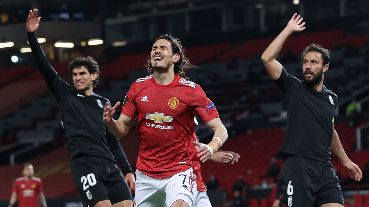 De la mano de Cavani, el Manchester United avanza a semifinales