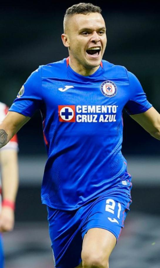 ¡Gracias Chivas! Cruz Azul hace historia y es el primer clasificado a cuartos de final