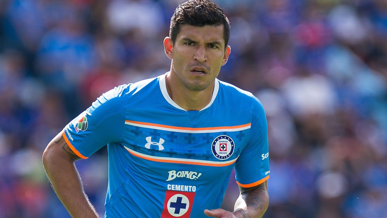 ‘Maza’ Rodríguez (defensa sin equipo): Repatriado por América en 2013, llegó a Cruz Azul en 2014. 