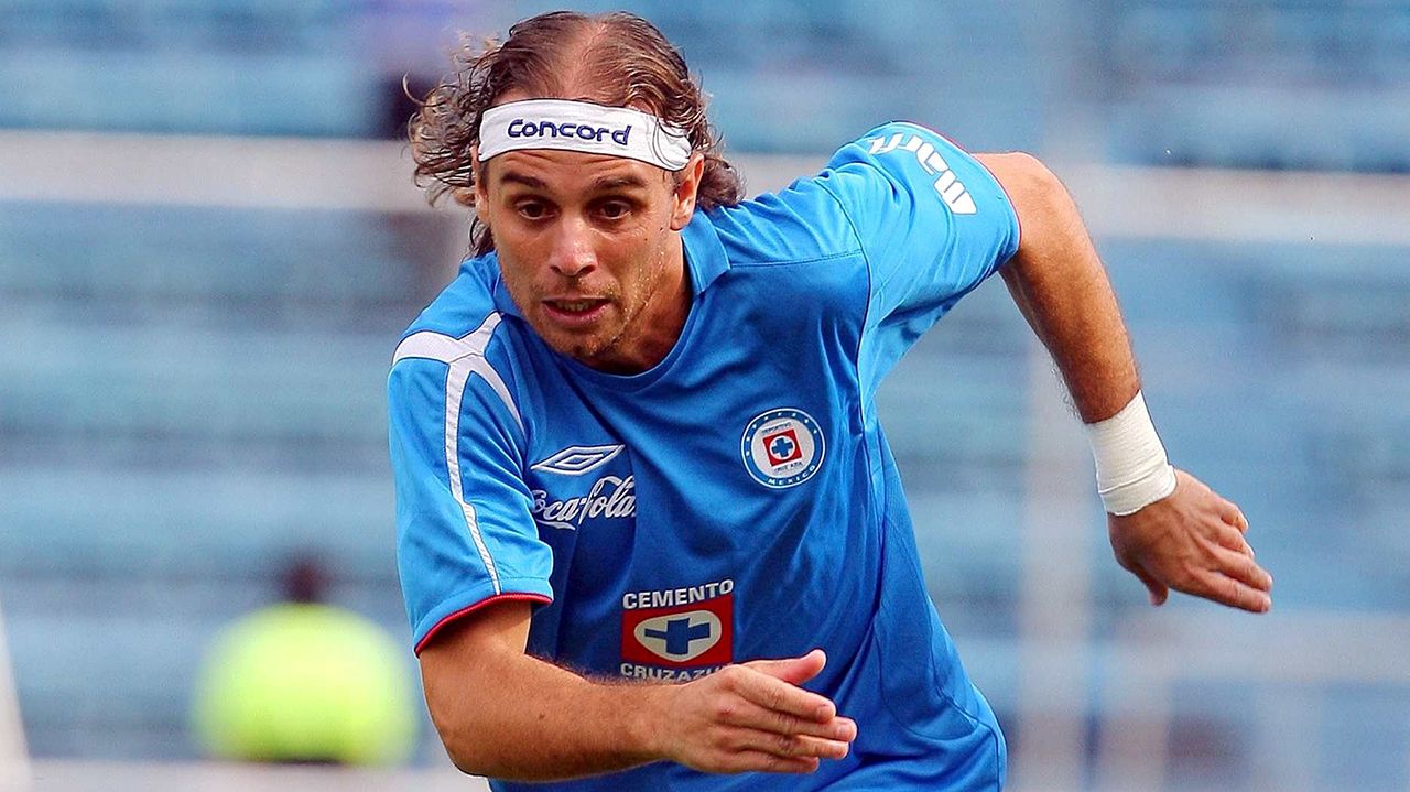 Richard Núñez (delantero retirado): El uruguayo llegó para Cruz Azul en 2005 y jugó en América en 2008.