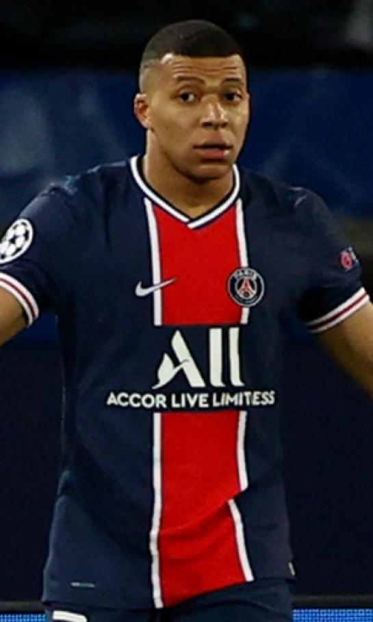 El Paris Saint-Germain presiona a Mbappé para que firme la renovación