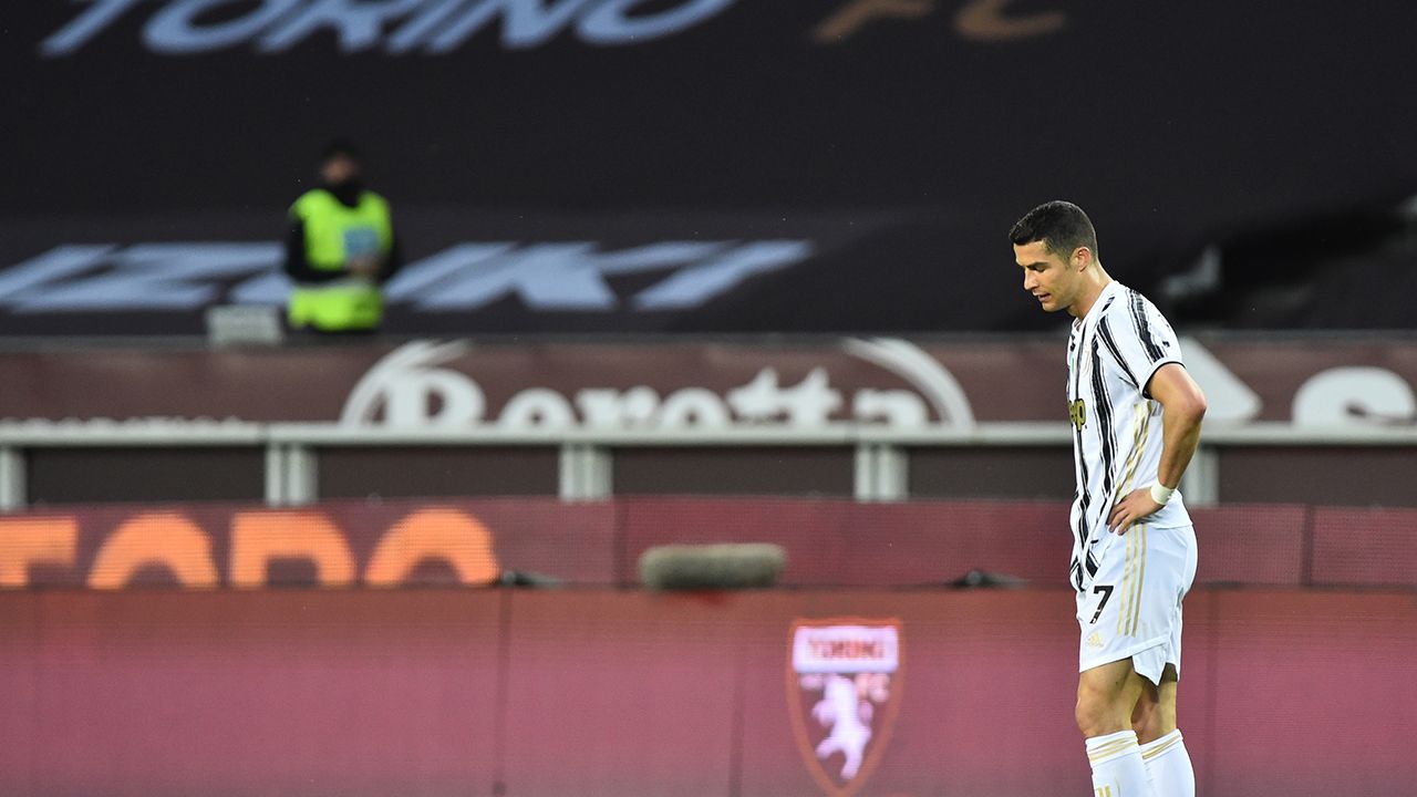 La amargura de Cristiano Ronaldo al no poder evitar otro tropiezo de la Juventus