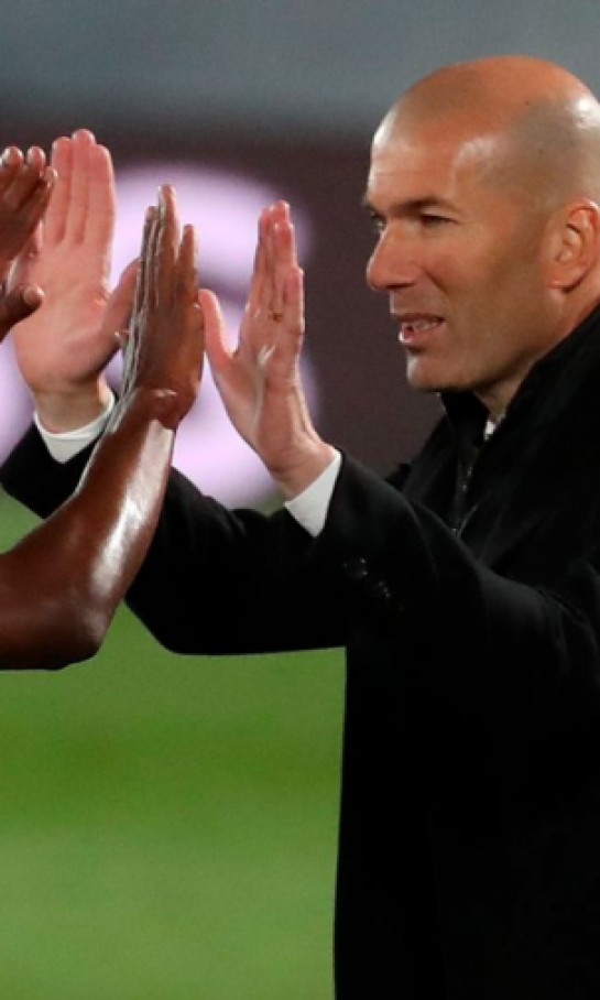 Zidane alaba a Vinícius, pero sabe que Real Madrid no ha ganado nada todavía