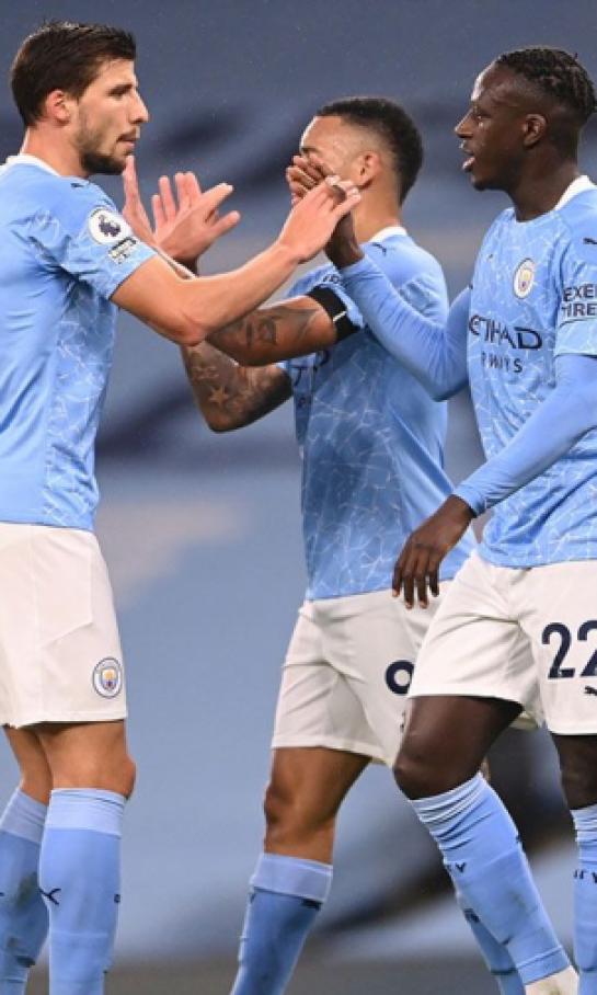 Manchester City es campeón de la Premier League y sueña con el triplete