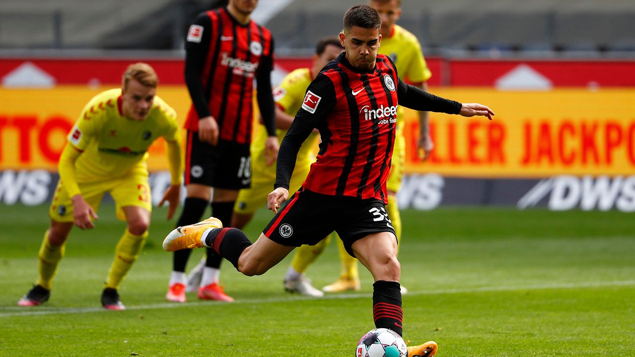 4. André Silva - Eintracht Frankfurt | 28 goles - 56 puntos