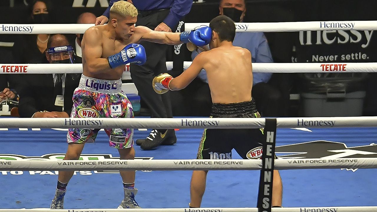 Elwin 'La Pulga' Soto y su gran batalla ante Katsunari Takayama