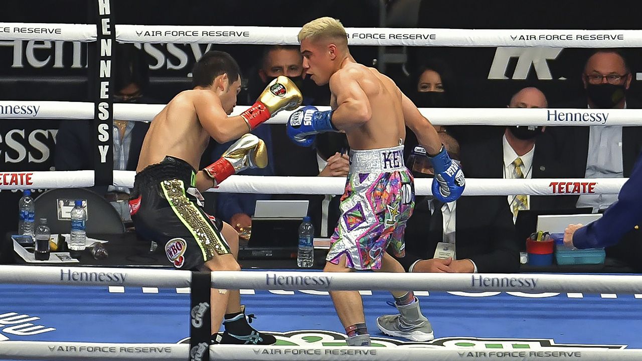 Elwin 'La Pulga' Soto y su gran batalla ante Katsunari Takayama