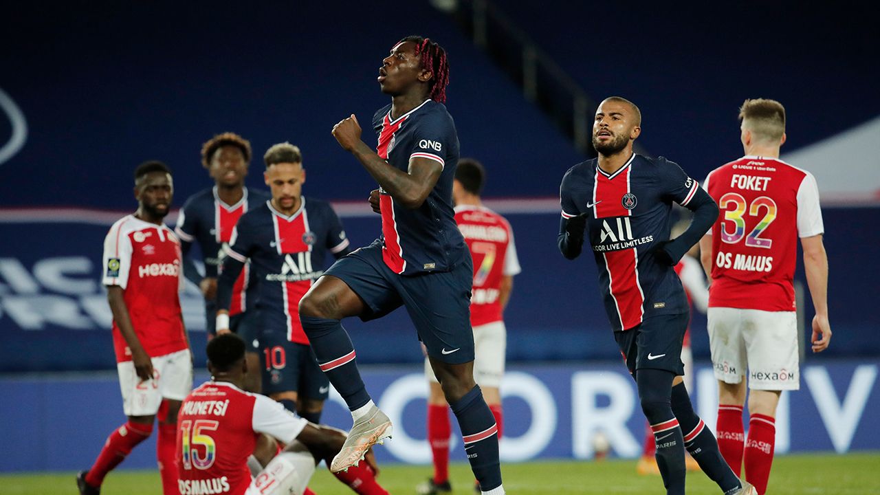 Paris Saint-Germain no ha dado nada por perdido y le puso más presión al líder Lille