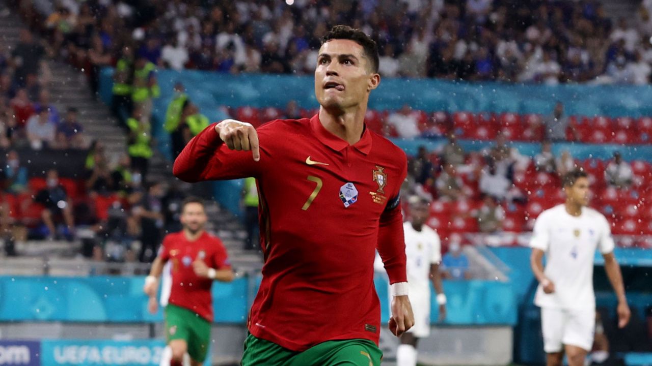 1. Cristiano Ronaldo, Portugal: 5 goles en 3 partidos.