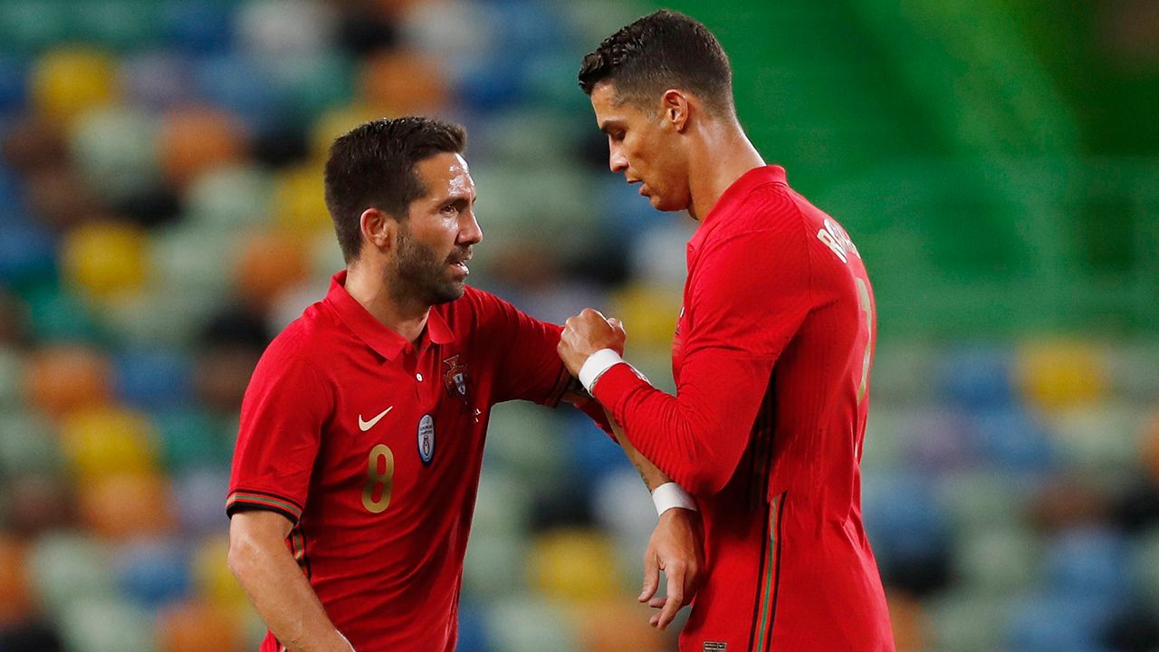 Cristiano Ronaldo y Portugal lucen antes de comenzar la Eurocopa