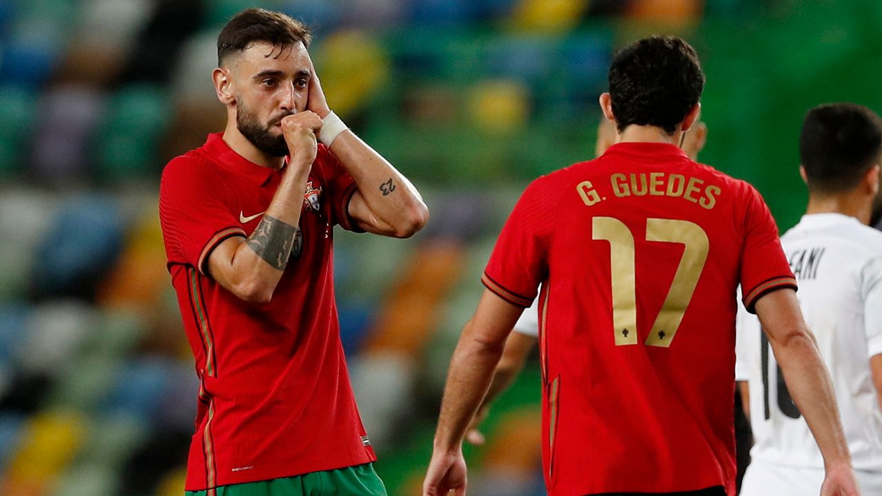 Cristiano Ronaldo y Portugal lucen antes de comenzar la Eurocopa