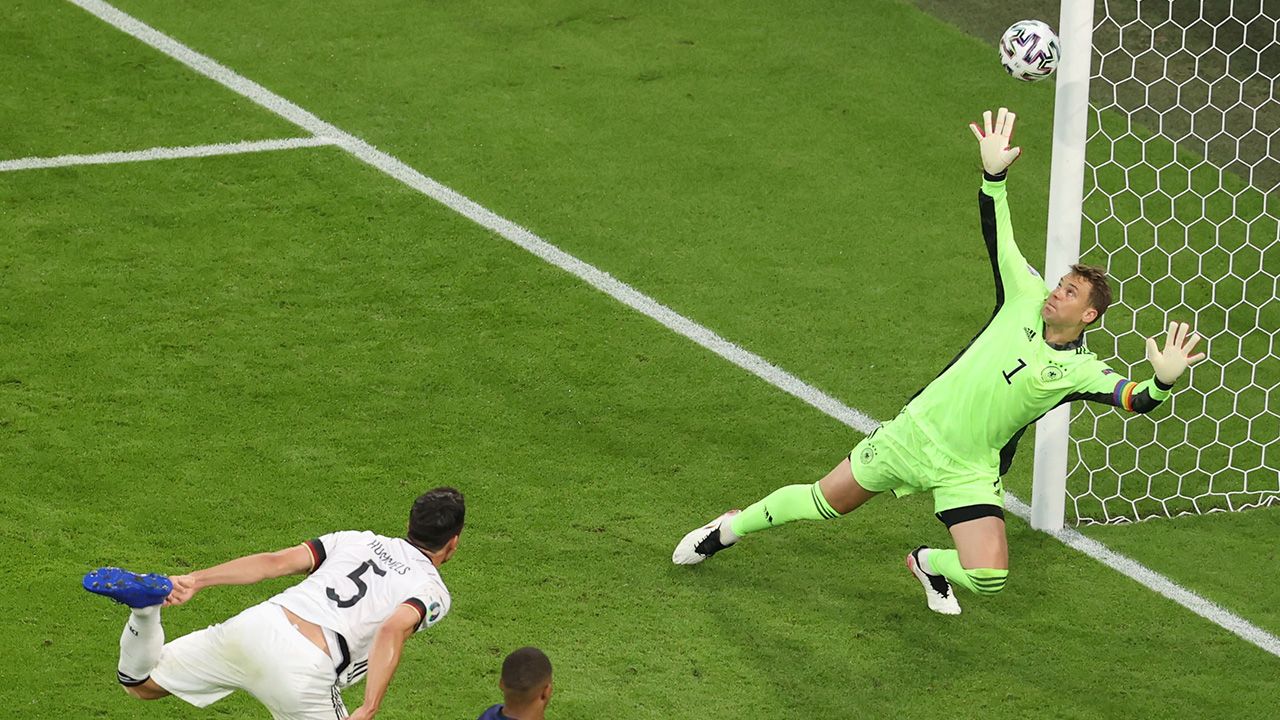 Mats Hummels y un autogol histórico para Alemania en la Eurocopa