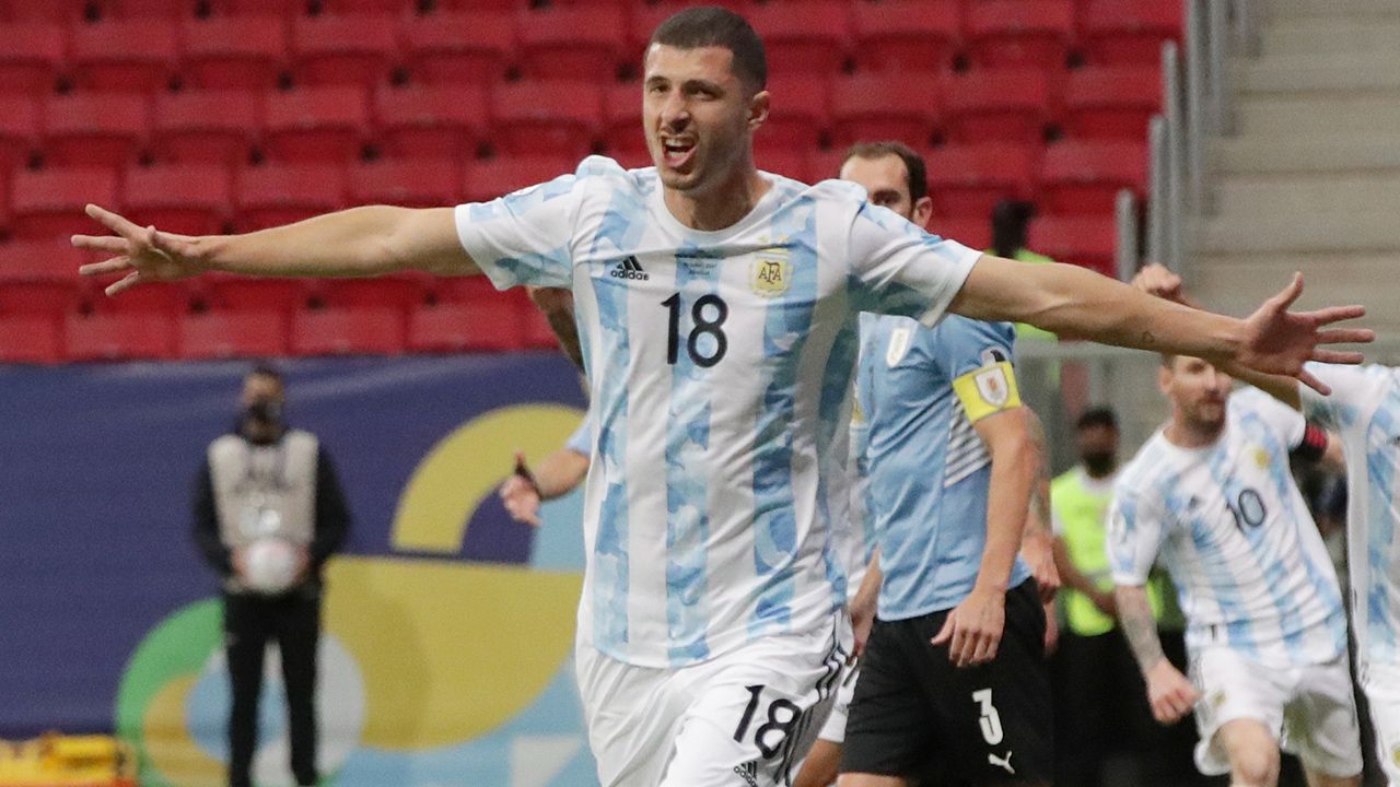 Así festejó Guido Rodríguez el gol con el que adelantó a Argentina