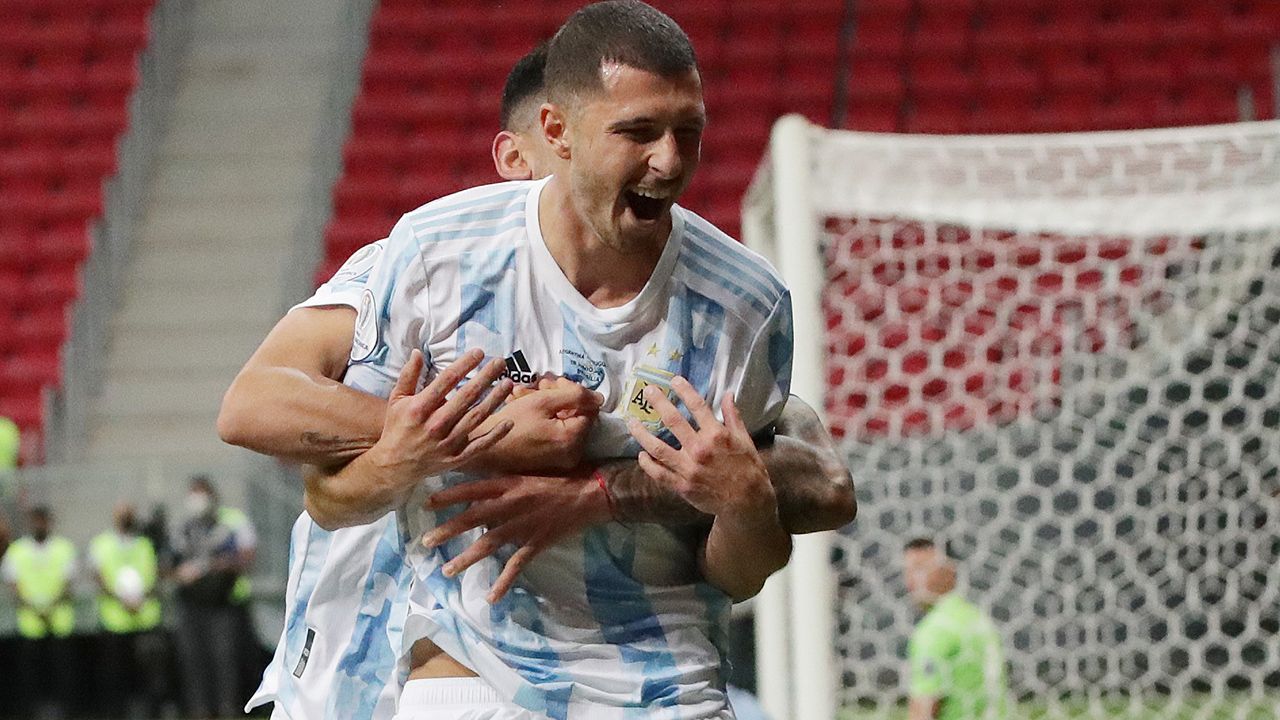 Así festejó Guido Rodríguez el gol con el que adelantó a Argentina