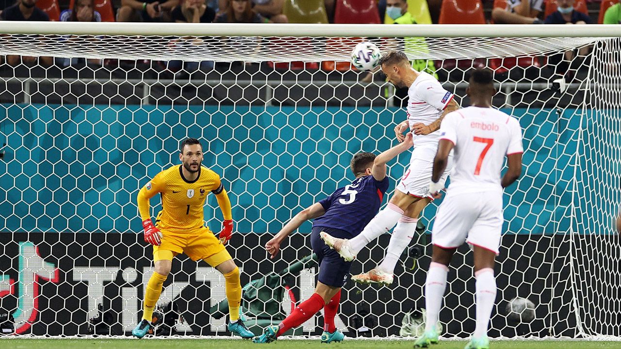 Haris Seferovic y el gol que puso a sufrir temprano a Francia