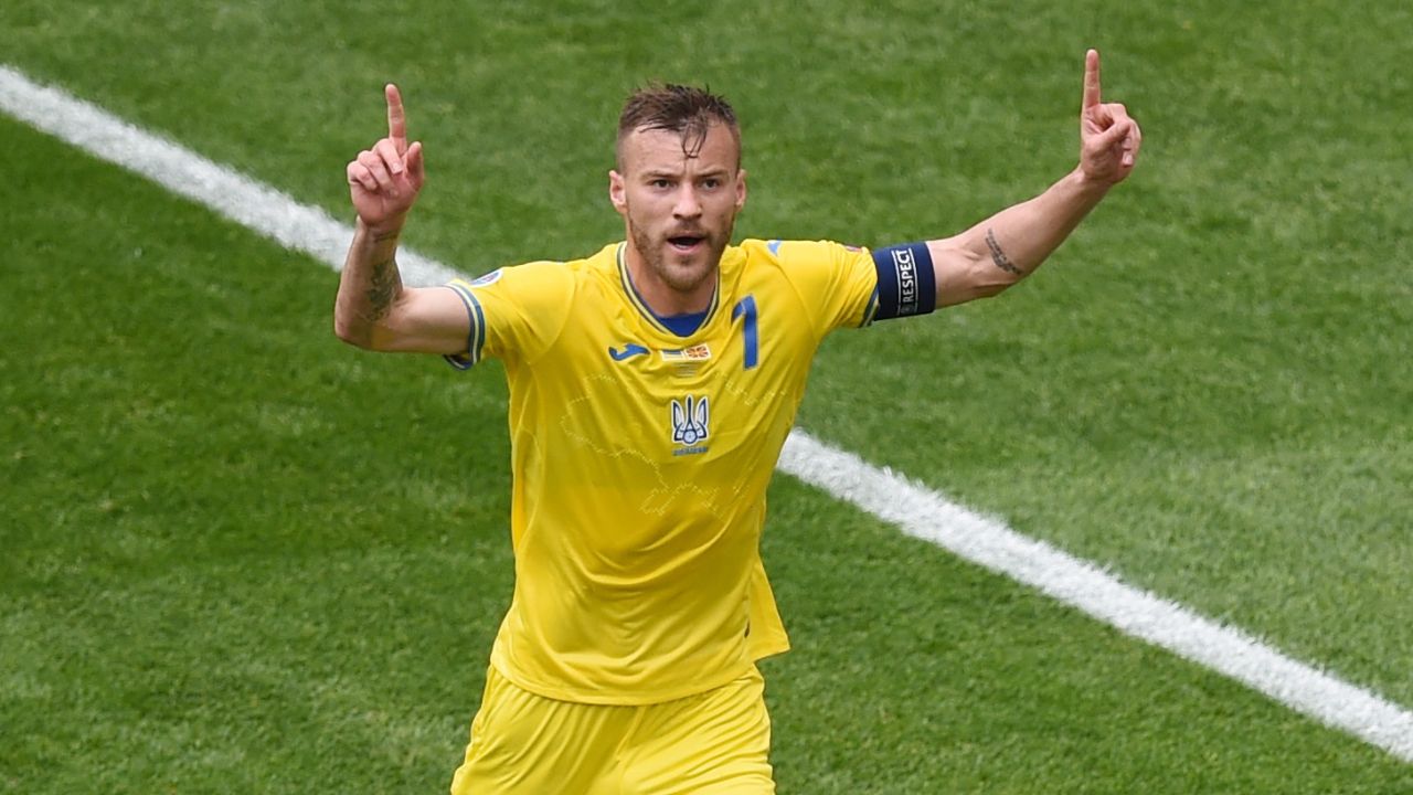 8. Andriy Yarmolenko, Ucrania: 2 goles en 3 partidos.