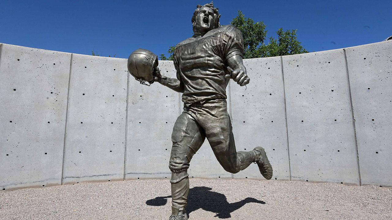 La trágica historia de Pat Tillman: el jugador que dejó los