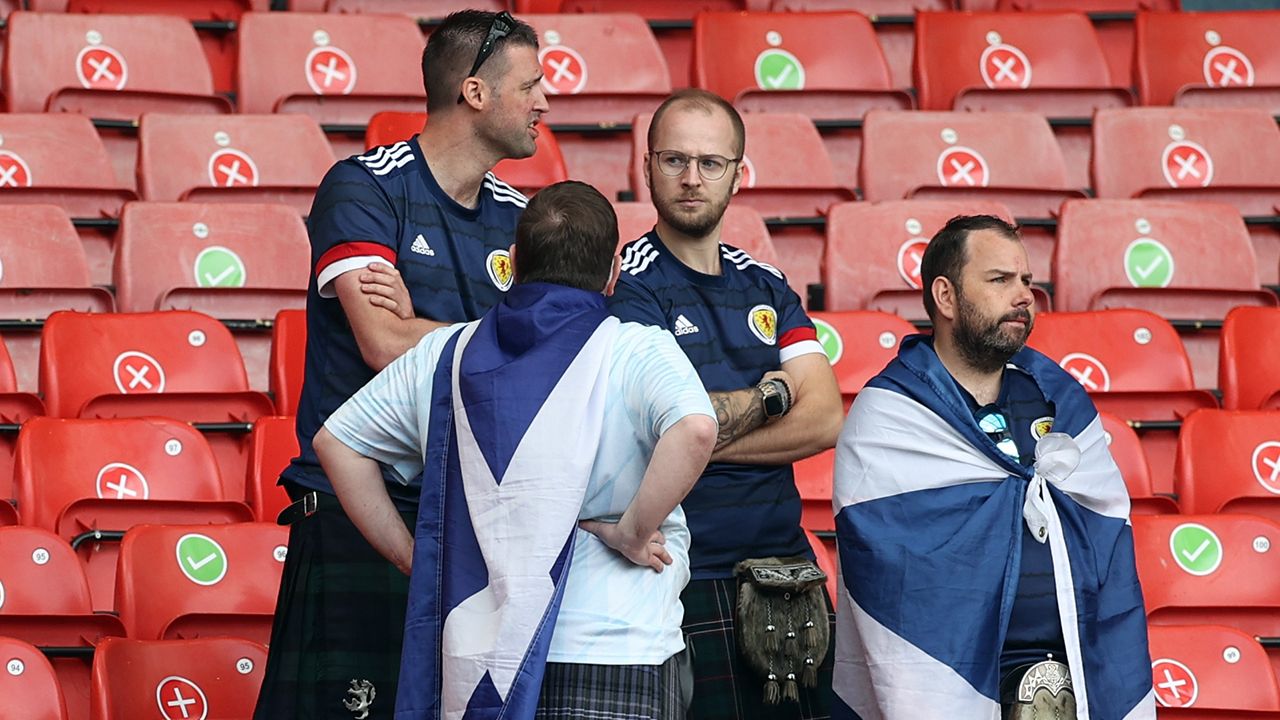 República Checa arranca con buen pie la Euro 2020 y vence a Escocia