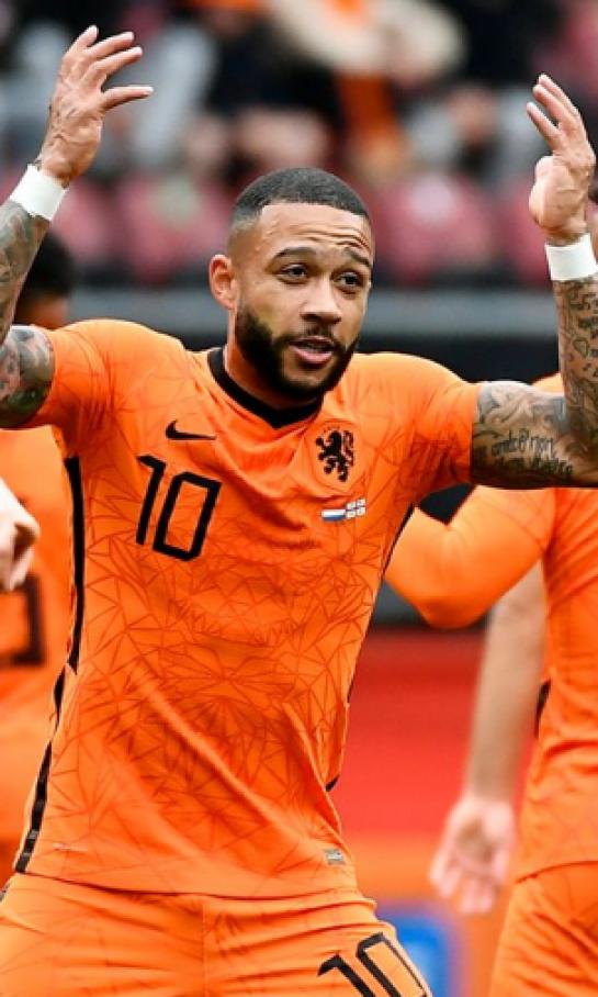 A Memphis Depay no le preocupan los rumores sobre su futuro