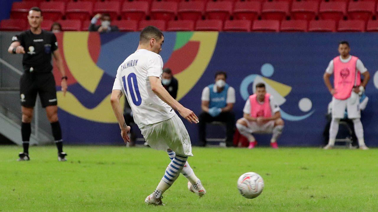 Miguel Almirón puso el tiro de esquina para el 1-0 de Samudio (33') y anotó el 2-0 de penal (58').