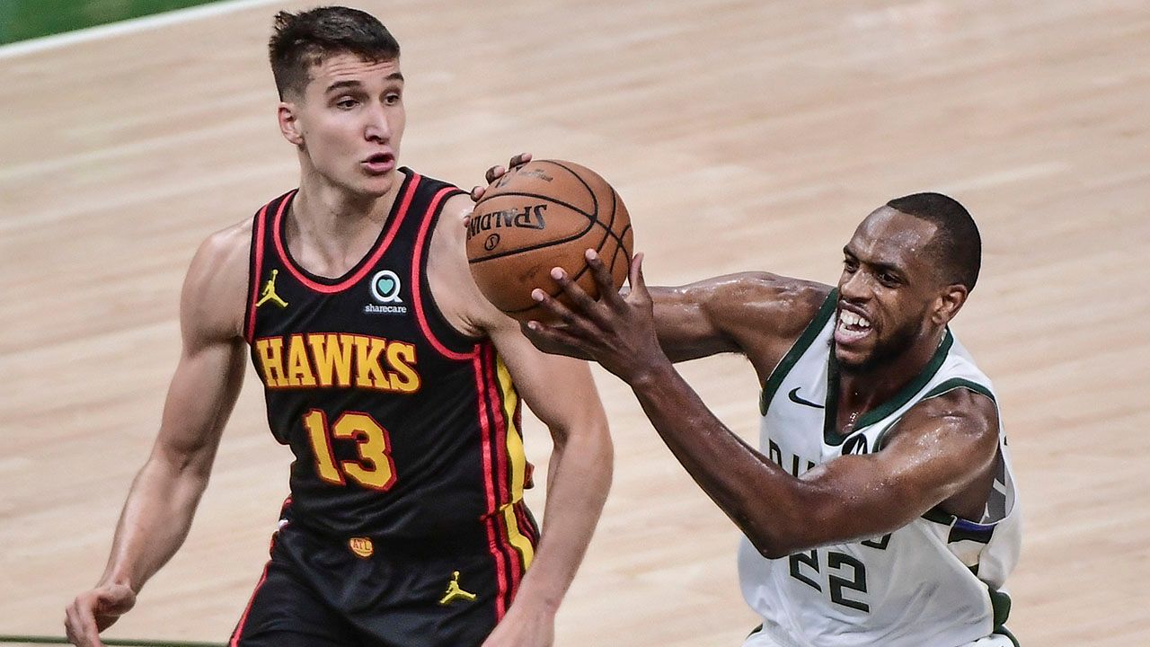 Sin Giannis Antetokounmpo, los Bucks mostraron autoridad y tomaron ventaja