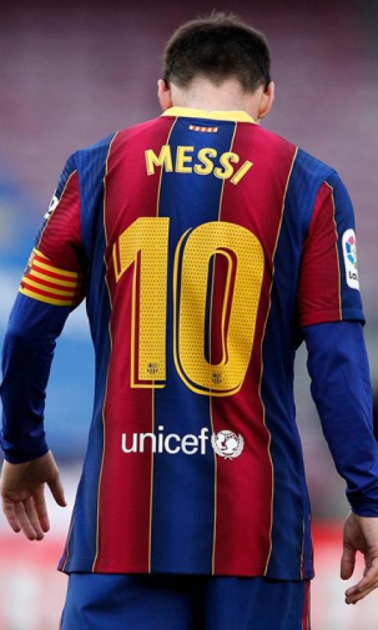 ¿Cuántos euros ha perdido Lionel Messi desde que no tiene contrato con Barcelona?