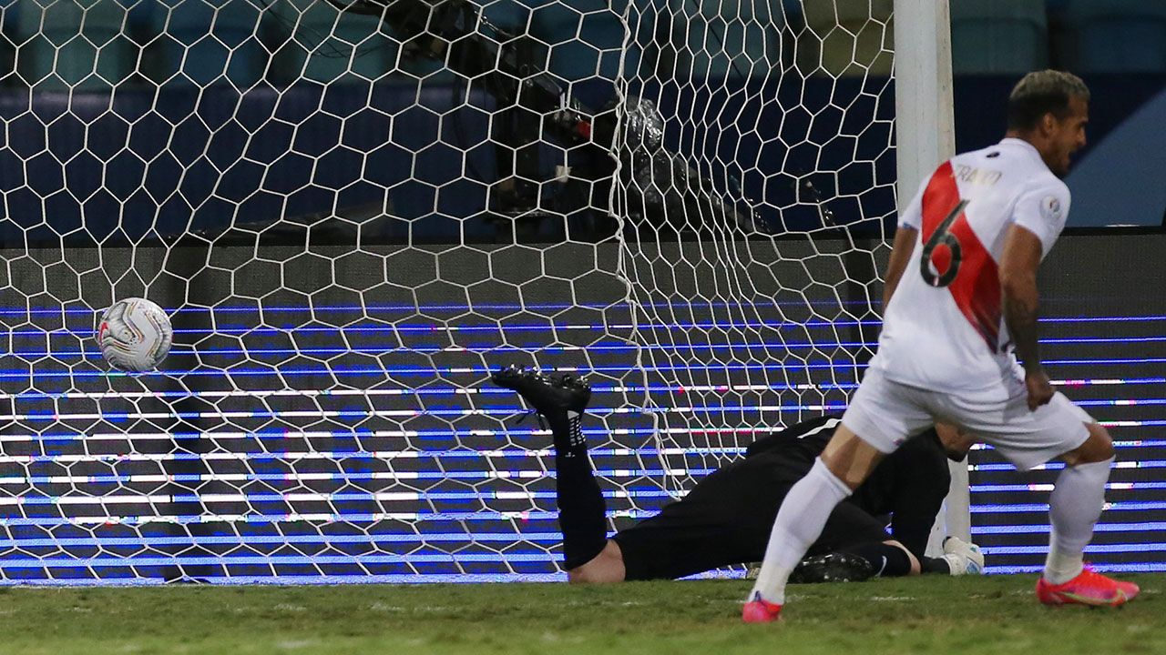 Perú se complicó, al final ganó los penales y está en semifinales de la Copa América
