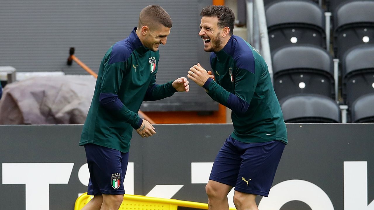 Concentración, risas y buen ambiente en Italia antes de la semifinal frente a España