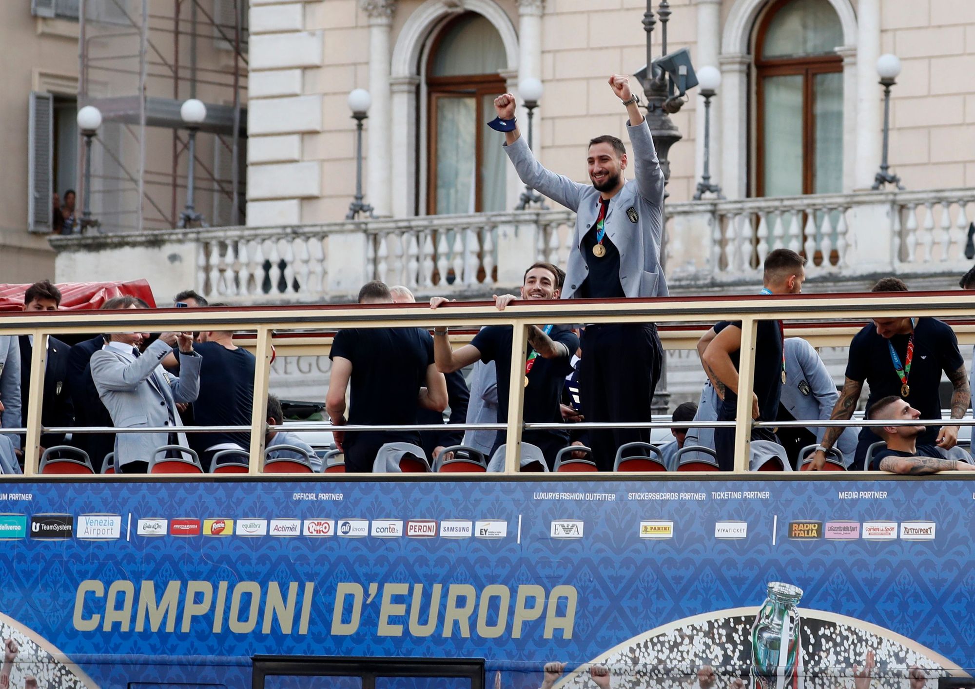 Roma recibió a los campeones de la Eurocopa, continúa el festejo de Italia