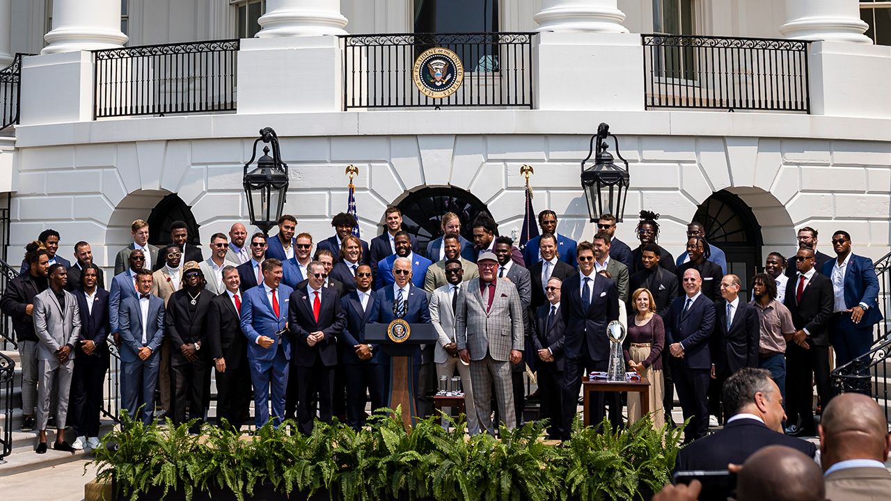 Los Tampa Bay Buccaneers visitaron a Joe Biden en la 'Casa Blanca'