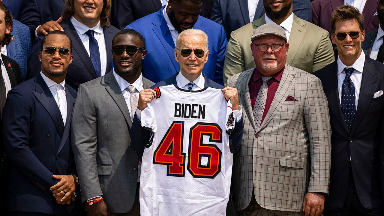 Los Tampa Bay Buccaneers visitaron a Joe Biden en la 'Casa Blanca'