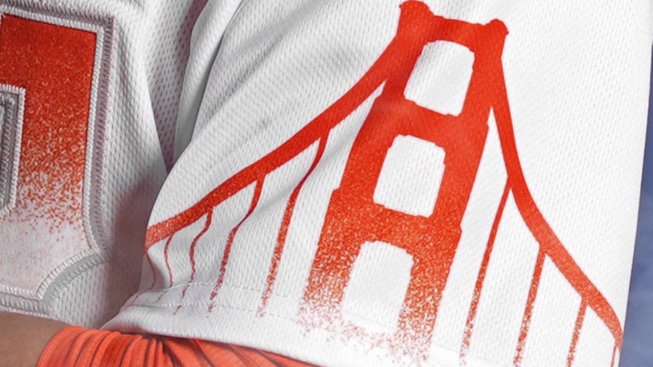 Los San Francisco Giants 'tocan el cielo' con sus nuevos uniformes