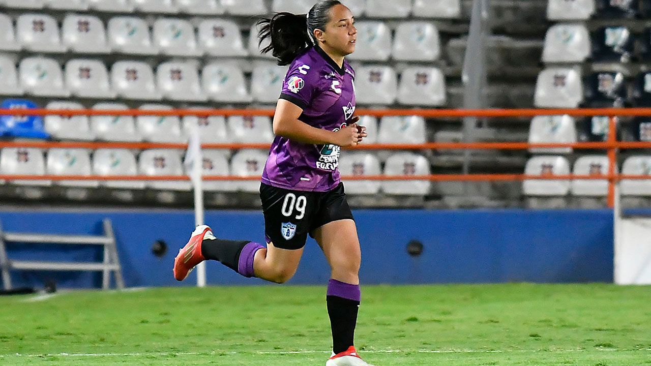 Charlyn Corral por fin debutó en la Liga MX