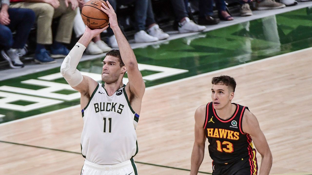 Sin Giannis Antetokounmpo, los Bucks mostraron autoridad y tomaron ventaja